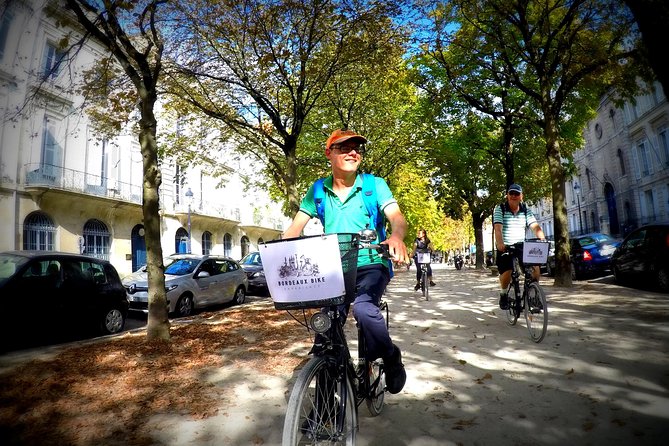 Bordeaux Essentials Sightseeing Bike Tour With a Local Guide - Lowest Price Guarantee