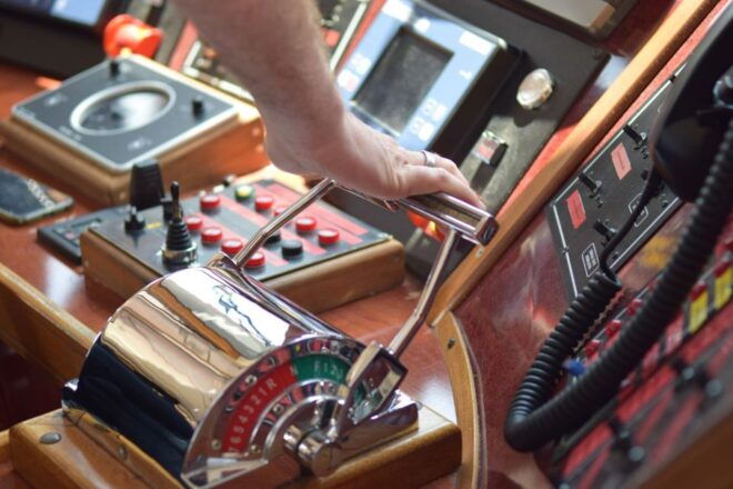 Bordeaux: Evening Apéritif Cruise on the River Garonne - The Sum Up