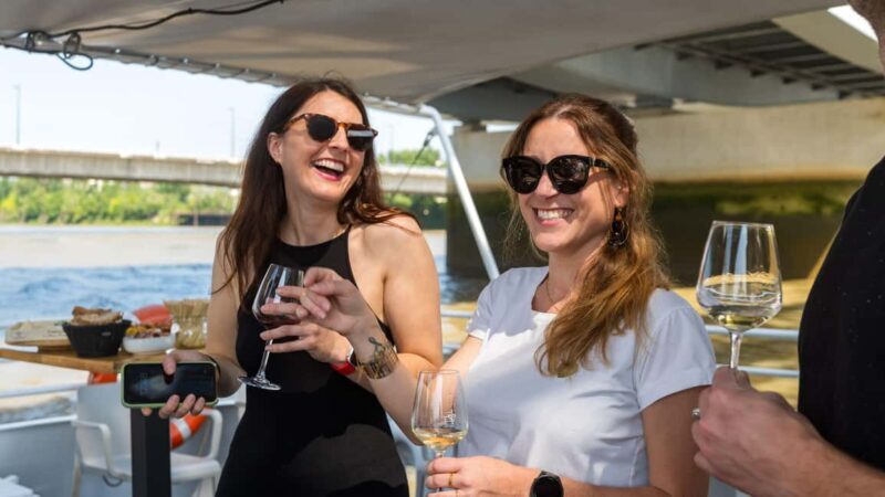 Bordeaux: Farmers Market Tour & Gourmet River Cruise - The Sum Up