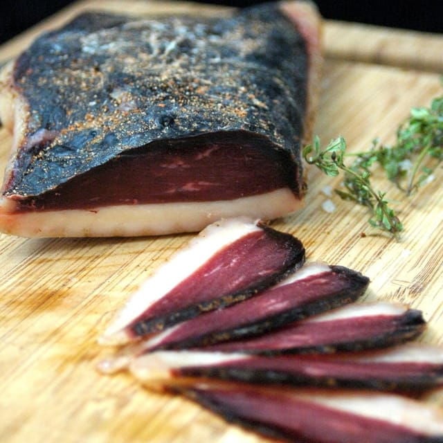 Bordeaux: FRENCH EXCELLENCE Fine Wines & Delicacies Pairing - Exceptional Tasting Experience