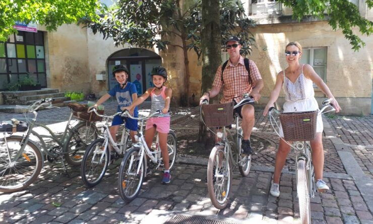 Bordeaux: Guided Bike Tour - Tour Details