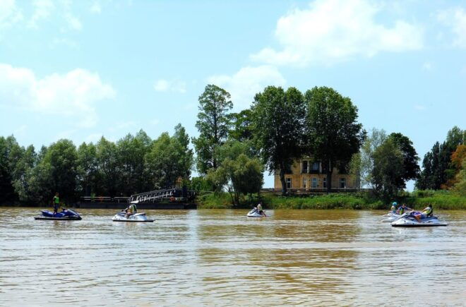 Bordeaux: Guided Jet Ski Tour 1 Hour - Highlights of the Experience