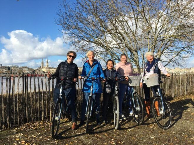 Bordeaux: Historic Center & Chartrons District Bicycle Tour - Inclusions