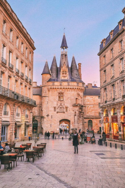 Bordeaux - Oyster Secret Fishermans Village - Friendly Tour - Guides Background