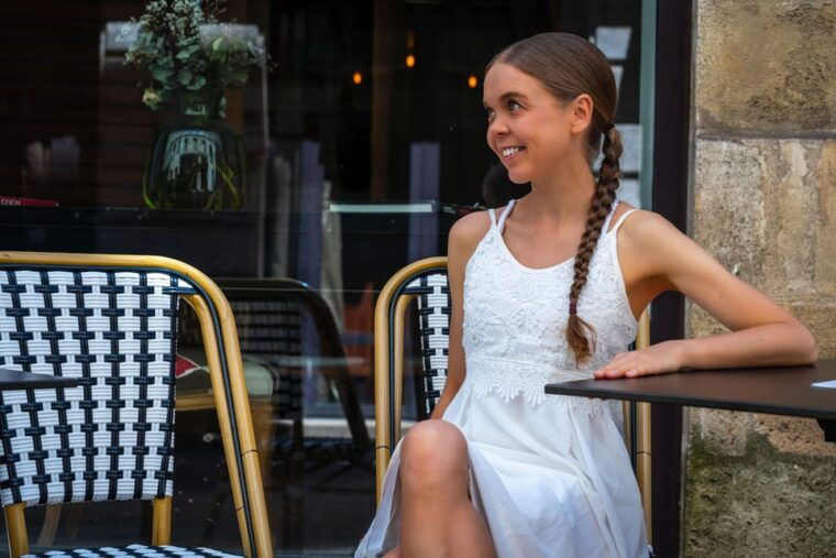 Bordeaux Photographer : Romantic or Family or Friends - Personalized Experiences Tailored to Your Needs