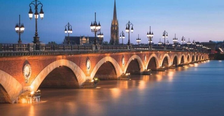 Bordeaux: Private Custom Tour With a Local Guide - Booking Details