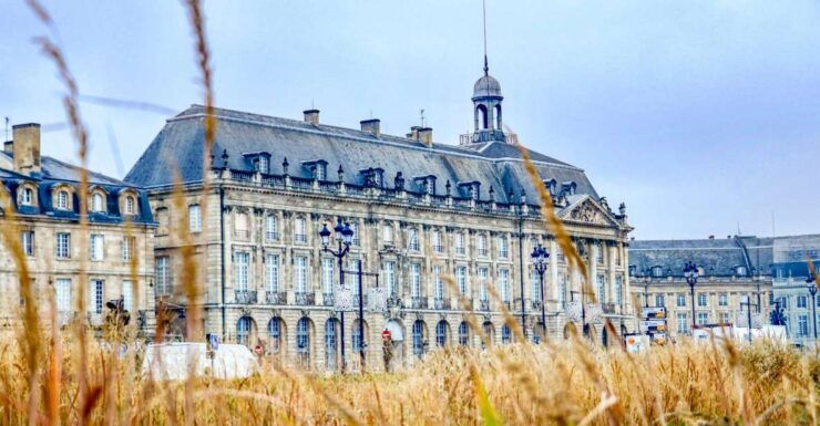 Bordeaux: Private Exclusive History Tour With a Local Expert - Free Cancellation and Flexible Booking Options