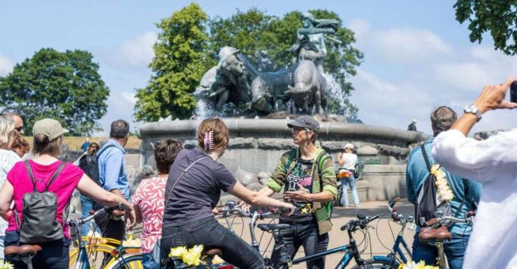 Bordeaux: Private Guided Bike Tour - Tour Details
