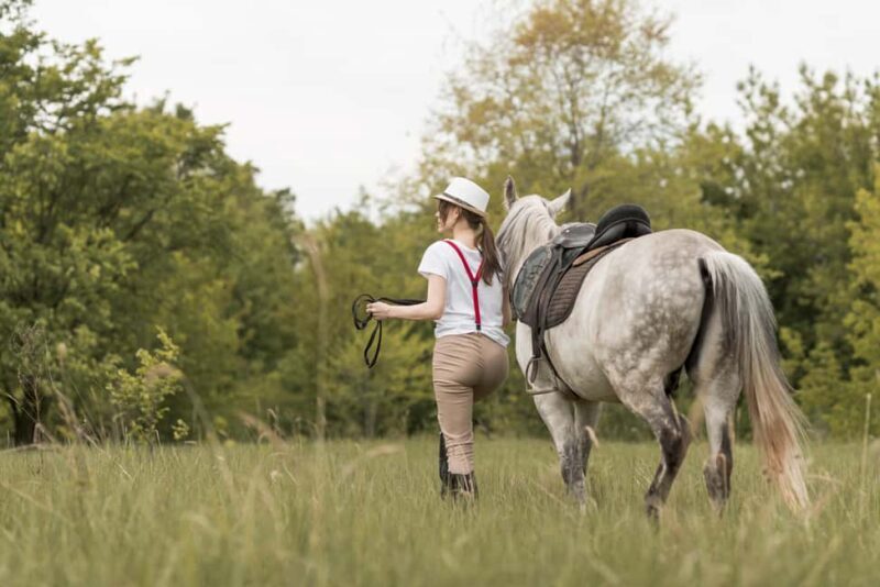 Bordeaux: Private Horseback Ride + Wine Tasting + Picnic - Practical Details and Considerations