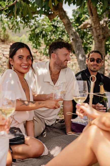 Bordeaux: Private Horseback Ride + Wine Tasting + Picnic - FAQ