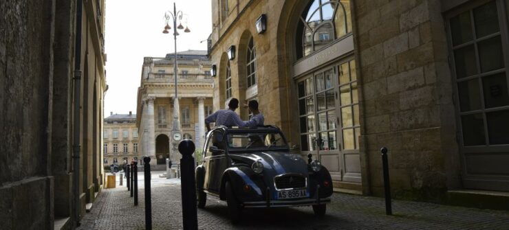 Bordeaux: Private Tour in a Citroën 2CV 3h - Tour Details