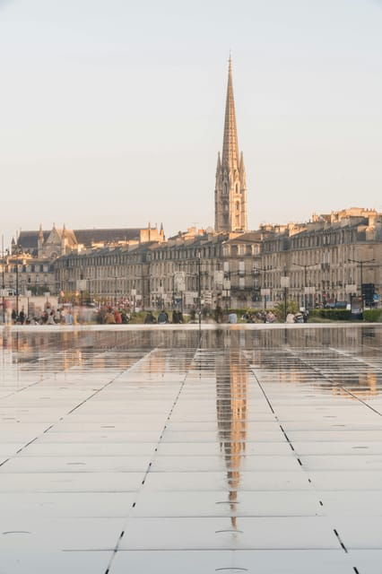 Bordeaux: Private Transfer Service - Inclusions and Exclusions