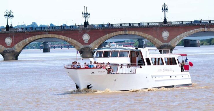Bordeaux: River Garonne Cruise With Glass of Wine - What to Expect Onboard