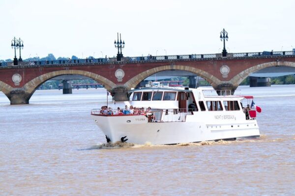 Bordeaux: River Garonne Cruise With Glass of Wine - Booking Information