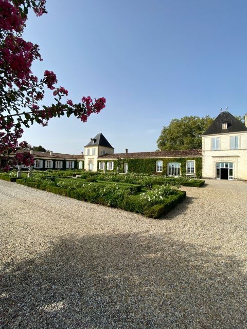 Bordeaux: Saint Emilion Village With Chateaus & Wine Tasting - Exploring the Charming Village of Saint Emilion