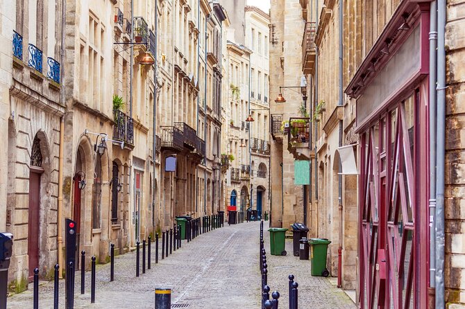 Bordeaux Scavenger Hunt and Best Landmarks Self-Guided Tour - The Sum Up
