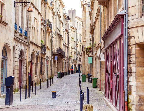 Bordeaux Shore Excursion: Private Bordeaux and St-Emilion Tour - The Sum Up