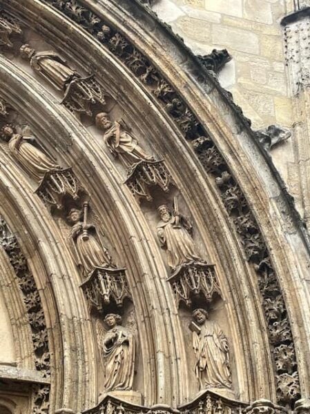 Bordeaux: Small Group - Guided Walking Tour - Tips for Participants