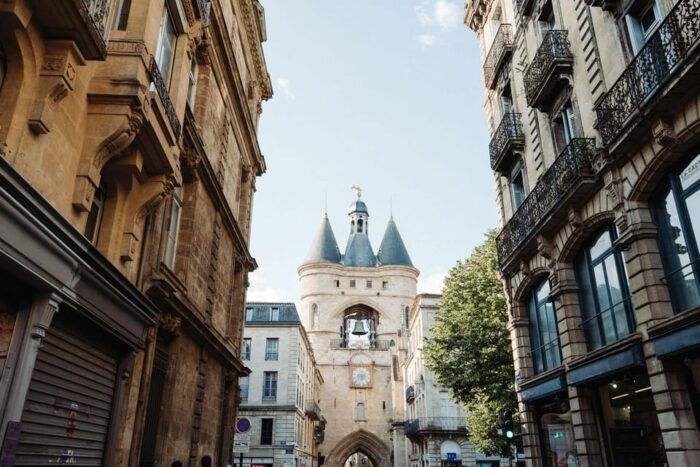 Bordeaux: Ultimate Food & Wine Tour With Tastings - Accessibility Information