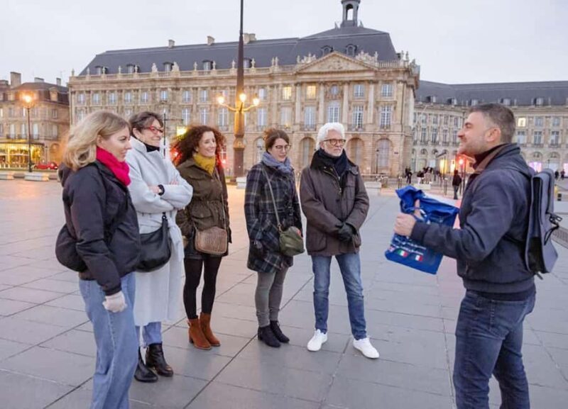 Bordeaux Unveiled: The Ultimate Private Walking Experience! - Why This Tour Works Well for Different Travelers