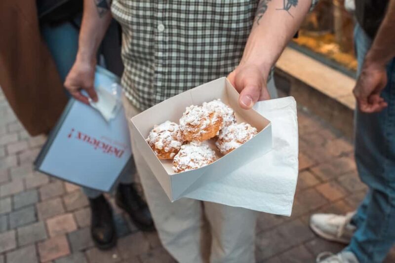 Bordeaux: Walking tour with local Sweets, Wine and Cheese - An In-Depth Look at the Bordeaux Walking Food Tour