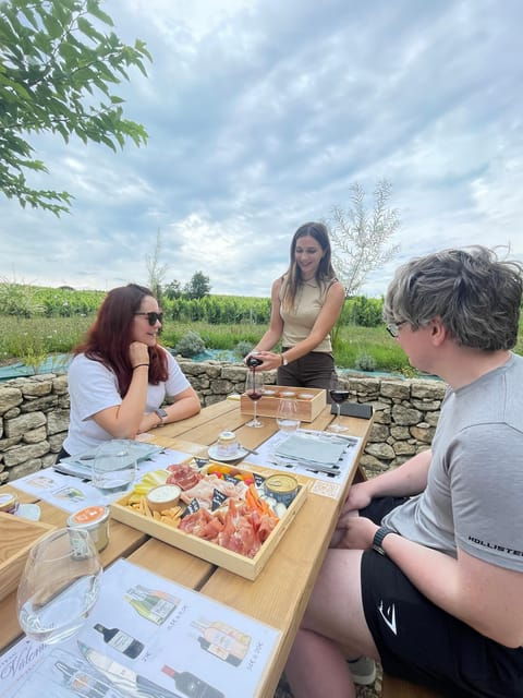 Bordeaux Wine and Bike Tour - Wine Tasting Experience