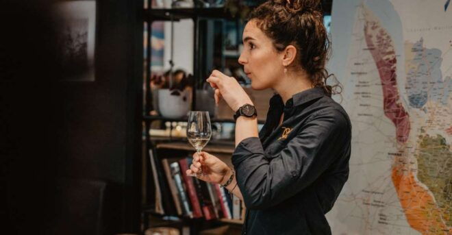 Bordeaux: Wine Masterclass - Understanding Regional Red Grape Varieties