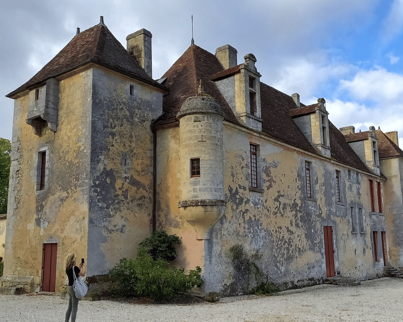 Bordeaux Wine Tour: 2 Wineries & Wine Tastings (Red & White) - Itinerary Details
