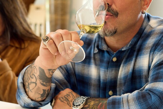 Bordeaux Wines Masterclass Paired With Cheeses & Charcuterie - Event Location and Accessibility