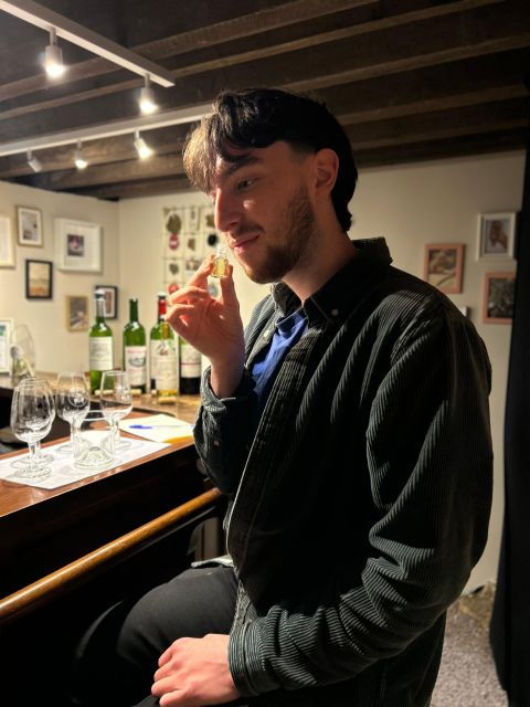 Bordeaux Wines : Tasting Class With 4 White Wines and Cheese - Inclusions and Experience Highlights