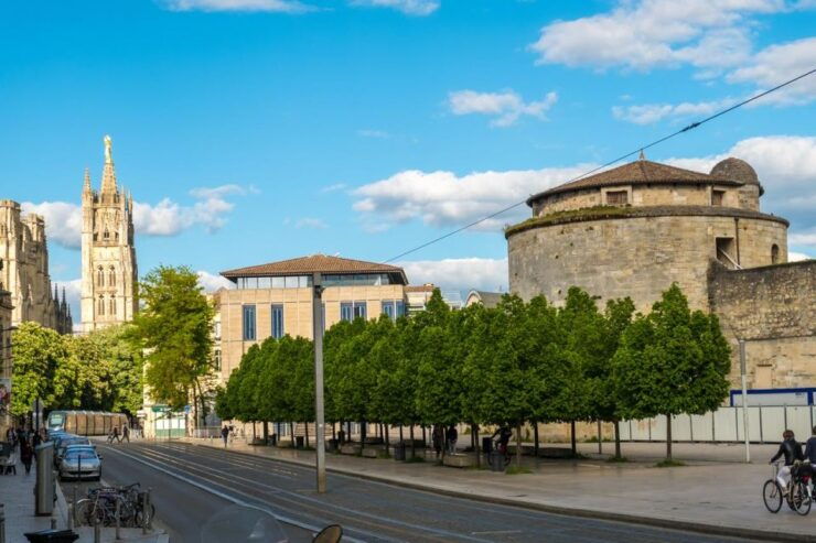 Bordeaux's Iconic Landmarks: A Private Bike Tour - Activity Availability and Flexibility