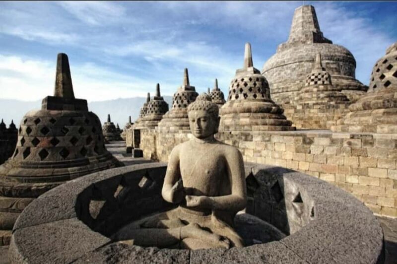 "Borobudur and Prambanan: A Cultural Odyssey" - Exploring the Full-Day Tour of Borobudur and Prambanan