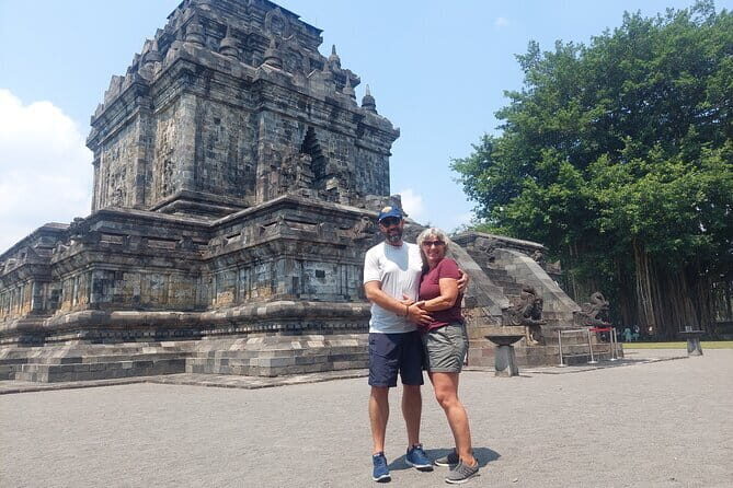 Borobudur and Prambanan Temple Private Tour from Yogyakarta - The Itinerary in Detail: What to Expect
