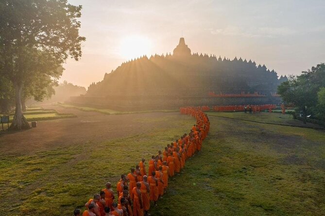 Borobudur Climb To The Top, Prambanan Temple And Ramayana Ballet - Borobudur Climb Experience
