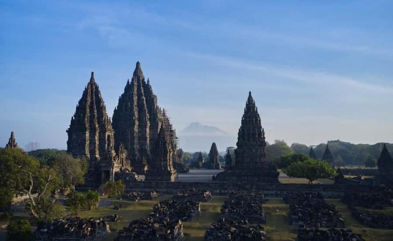 Borobudur Climb Top, Prambanan with Guide, entrance ticket - The Itinerary: What to Expect From Start to Finish
