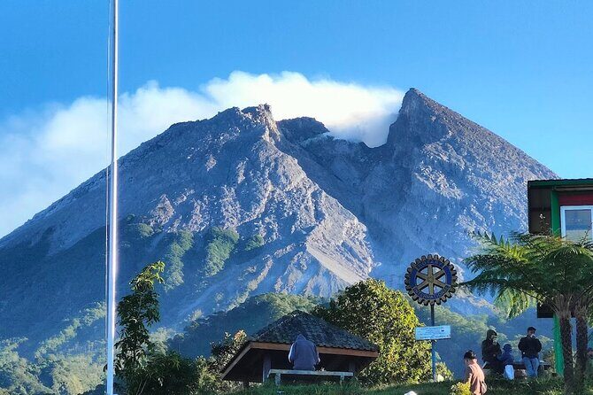 Borobudur Climb up, Merapi, Prambanan All Inclusive Private Tour - An In-Depth Look at the Tour Experience