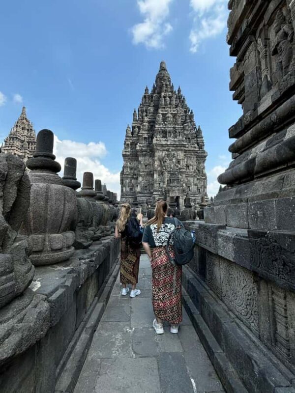 Borobudur Climb Up , Prambanan Tour and Ramayana Ballet - Good To Know
