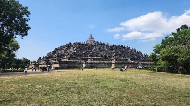Borobudur & Exploring Mountain - FAQ