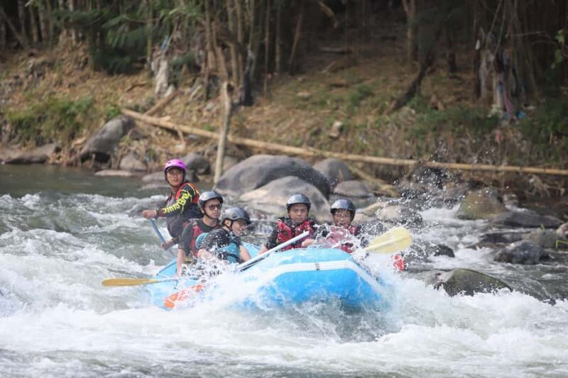 Borobudur Magelang: Elo River Rafting - A Closer Look at Elo River Rafting Near Borobudur