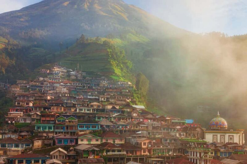 Borobudur: Nepal Van Java & Selogriyo Rice Terraces Private - FAQ