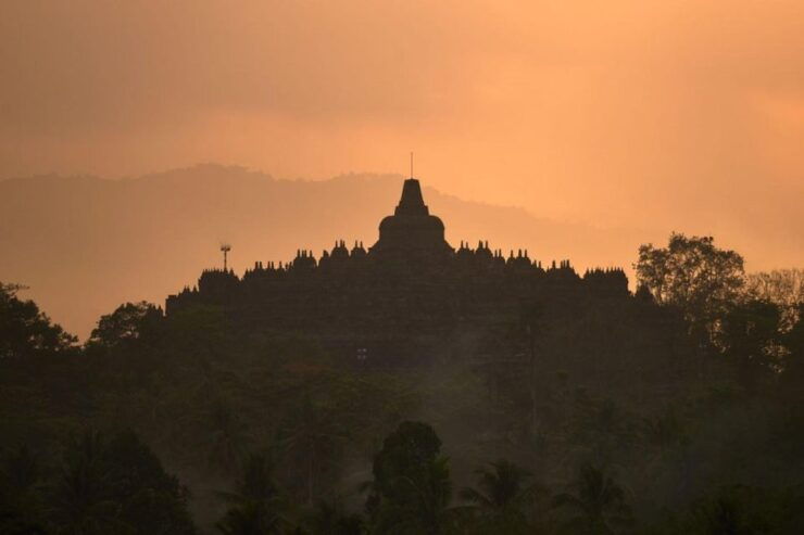 Borobudur (Or With Sunrise) Guided Tour From Yogyakarta - Sunrise Experience at Borobudur