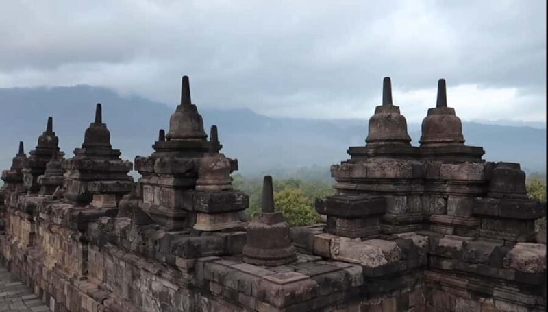 Borobudur-Prambanan-Getek: Sunset Triple Tour Experience - FAQ