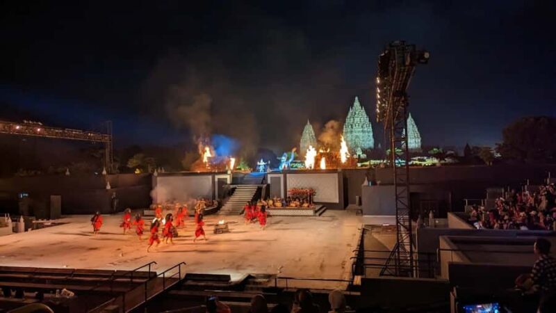 Borobudur, Prambanan Sunset & Ramayana Ballet a Day Tour - Who Should Consider This Tour?