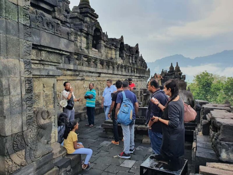 Borobudur Real Half Day Tour No Hidden Cost - Good To Know