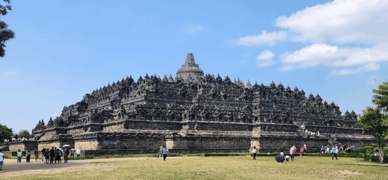 Borobudur sunrise in Stumbu Hill, Chicken Church, Borobudur - Who’s This Tour Perfect For?