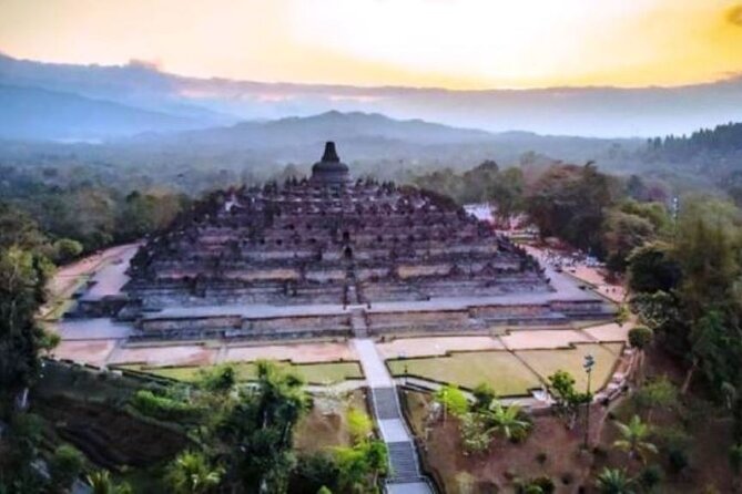 Borobudur Sunrise, Picnic Breakfast, And Prambanan Tour - Tour Highlights