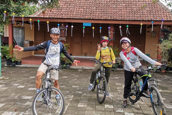 Borobudur Temple and Candirejo Village Tour With Dokar or Cycling - Tour Highlights