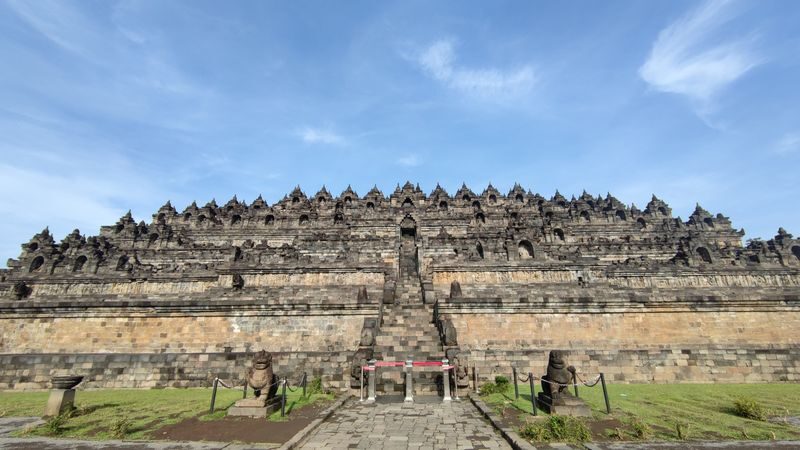 Borobudur Temple and Nepal Van Java Trekking Experience in Yogyakarta - Two very different sides of Central Java
