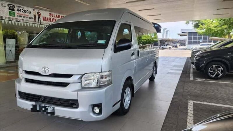 Borobudur Temple full access with guaranteed climb tickets - Who Should Consider This Tour?