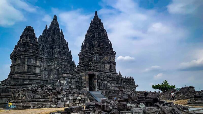 Borobudur temple structure (climb up) - Plaosan - Prambanan - Practical Details: What You Need to Know